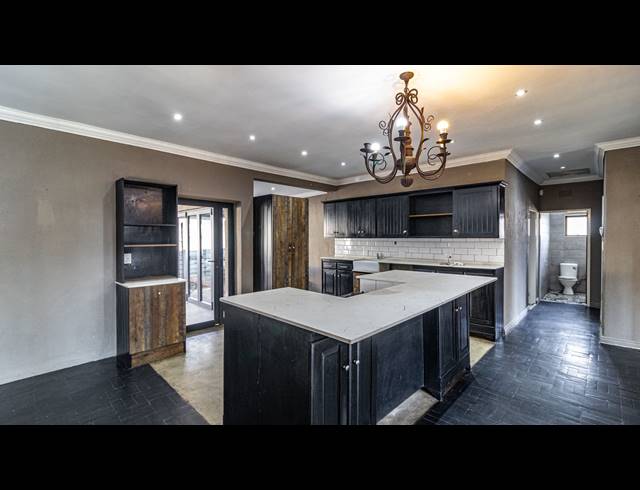 3 BEDROOM HOUSE FOR SALE IN ALBERTON NORTH